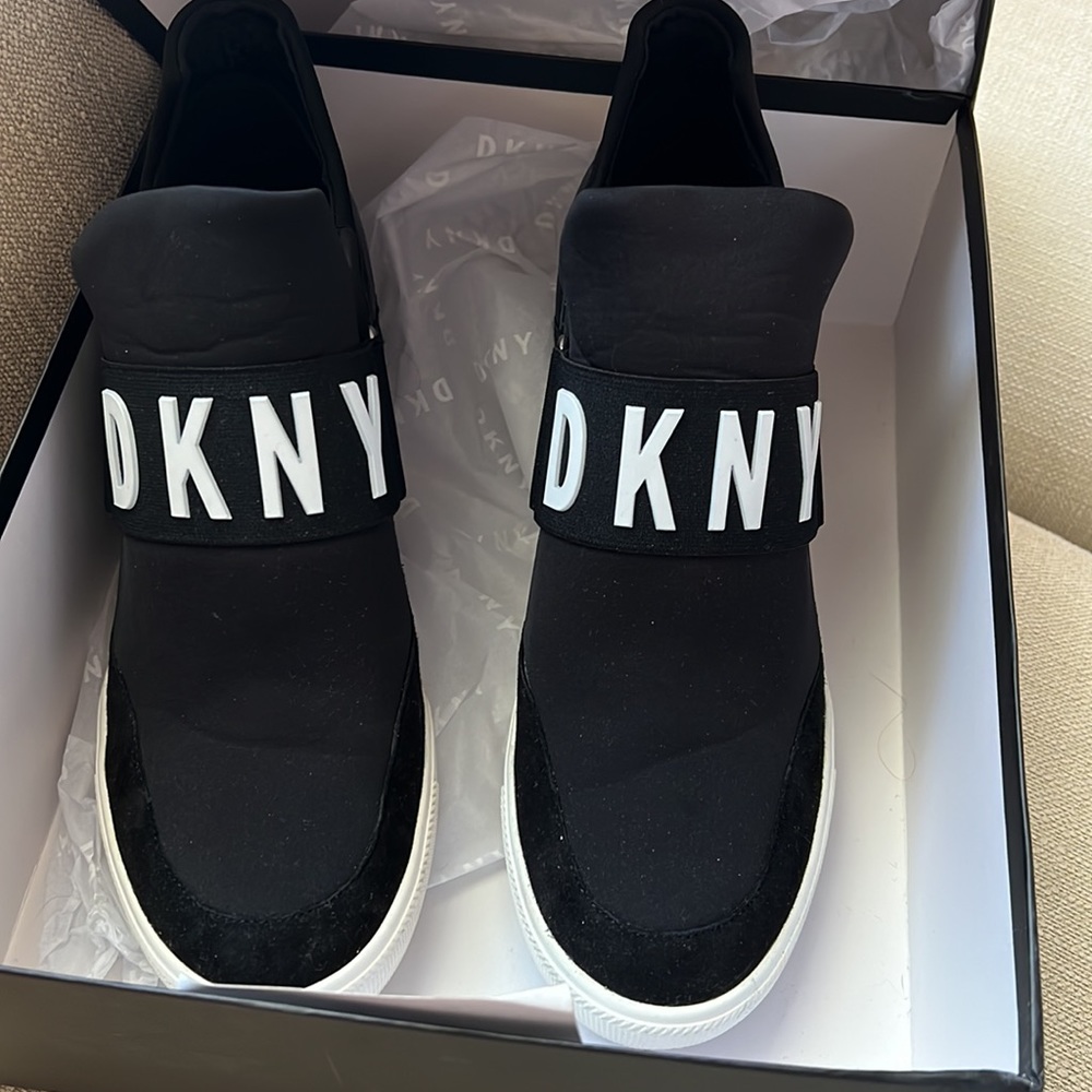 DKNY womens wedge sneakers size 9.5 - Picture 2 of 8